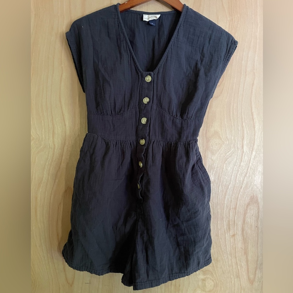 Universal Thread Romper